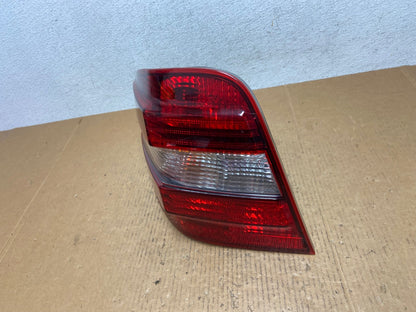 2009 to 2011 Mercedes ML350 ML-Class Left Driver Side LH Tail Light AE0614 LK1