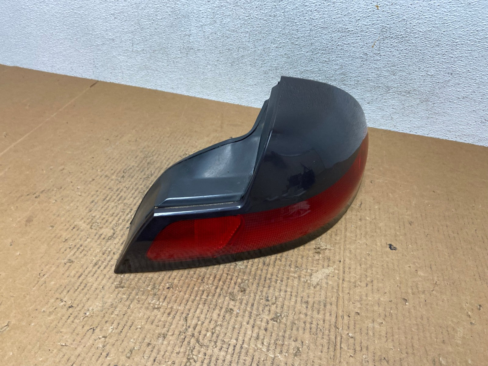 1997 to 2000 Dodge Avenger Right Passenger Rh Side Tail Light AE1653 LK2