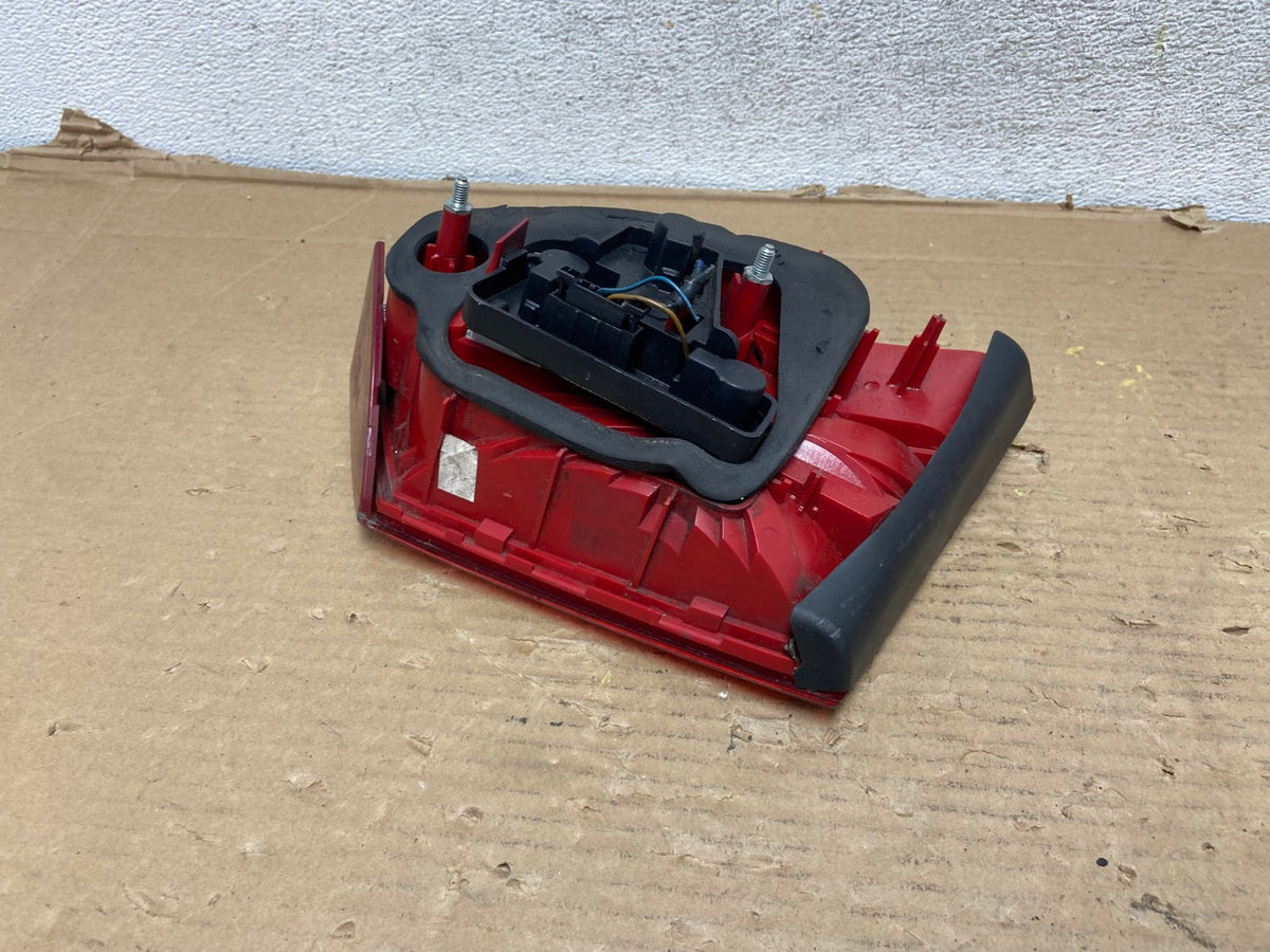2011-2014 Volkswagen Jetta Left Driver LH Inner Trunk Tail Light AG9285 LK3