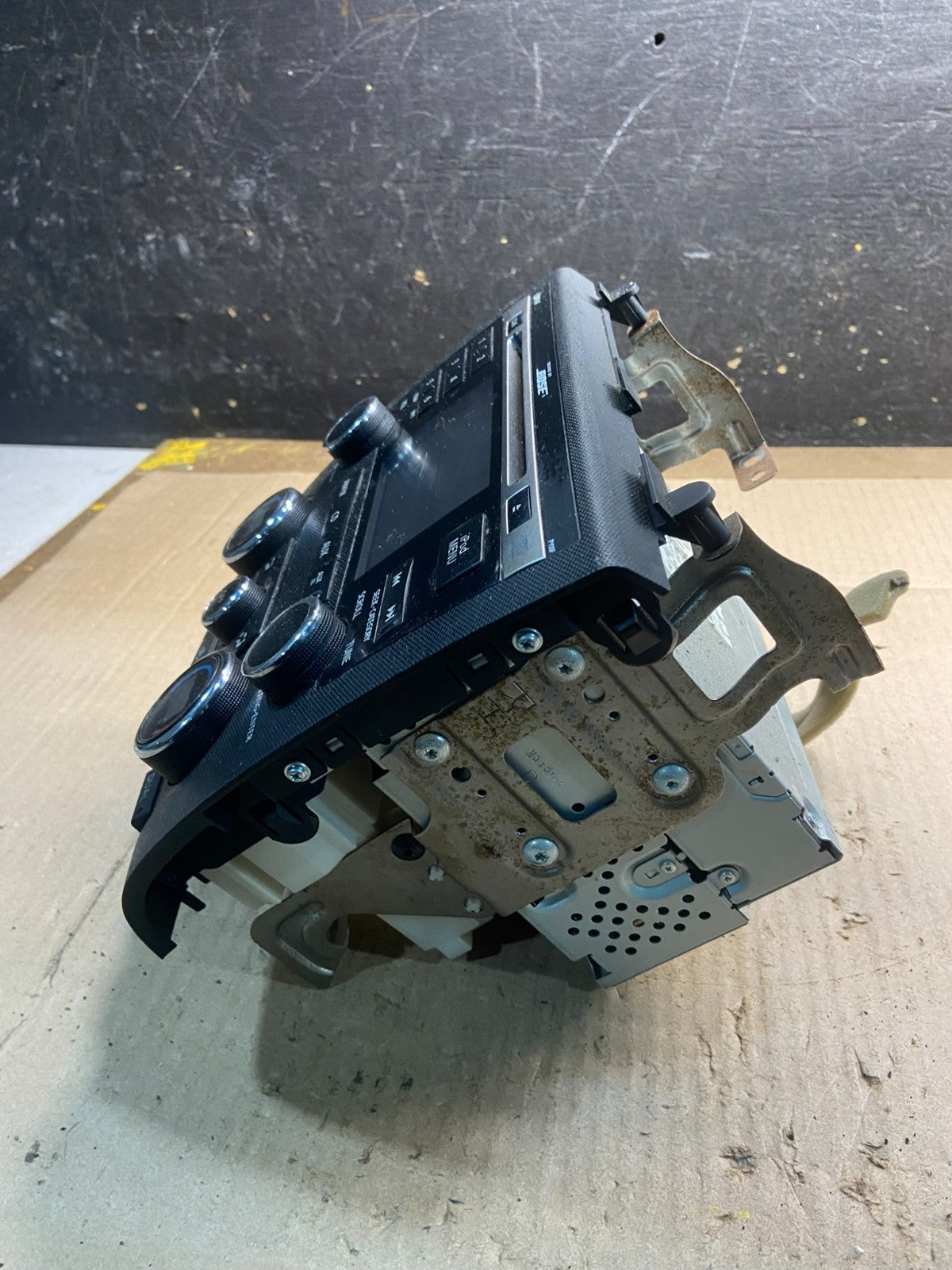 2010 to 2012 Nissan Altima Radio Cd Mp3 Player AUX Climate Control Y7644 DG2