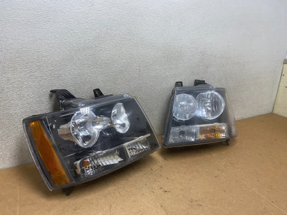 2007 to 2013 Chevrolet Suburban Tahoe Left+Right Set Headlights X5541 DW2