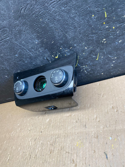 2011-2014 Chrysler 200 Heater AC Climate Switch Temperature Control T5876 DG2