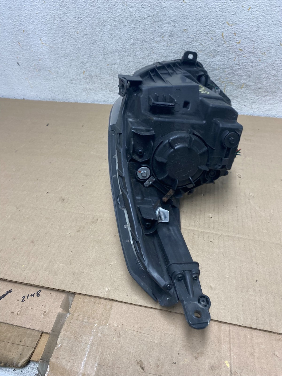 2013 to 2017 Hyundai Accent Right Passenger RH Side Headlight AI2166 DW6