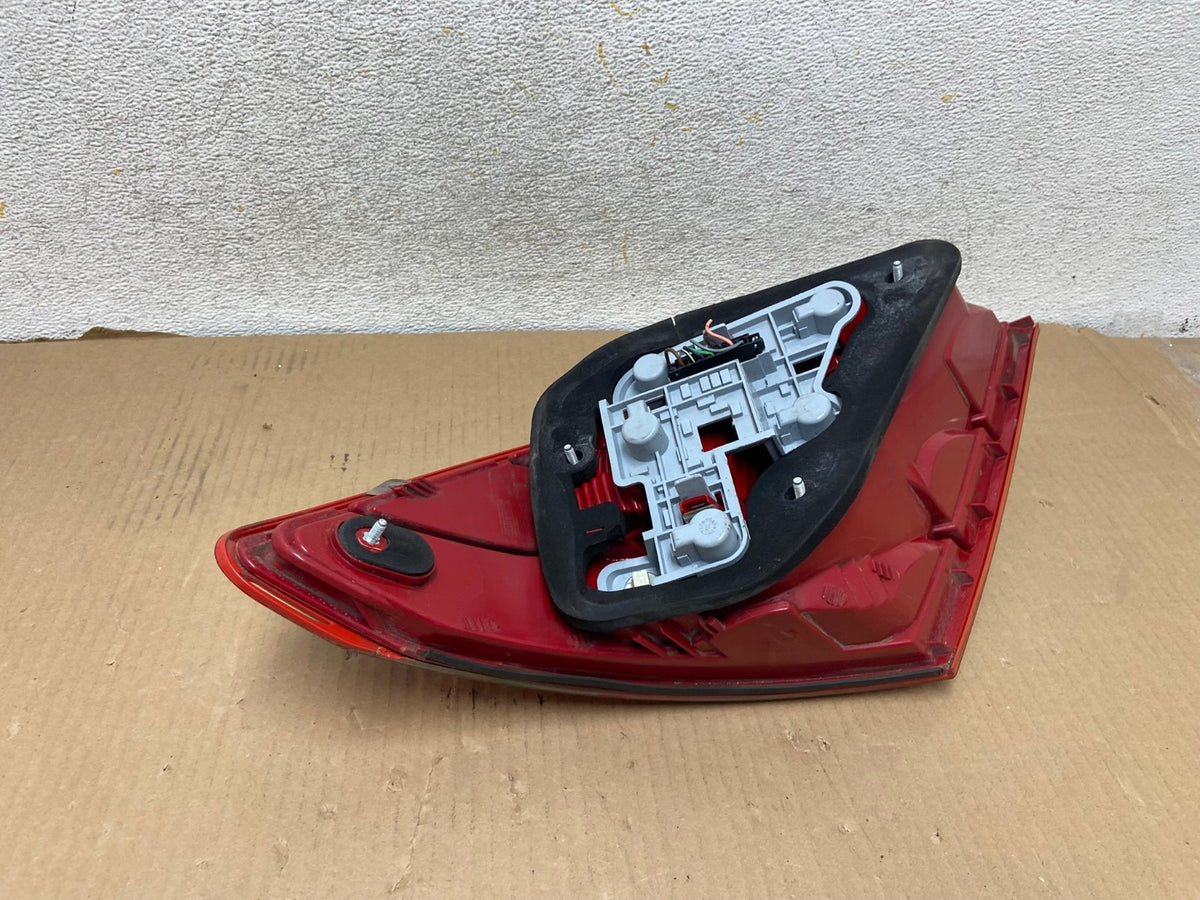 2008 2009 2010 2011 Mercedes C-Class Left Driver Side Tail Light AH3030 LK4