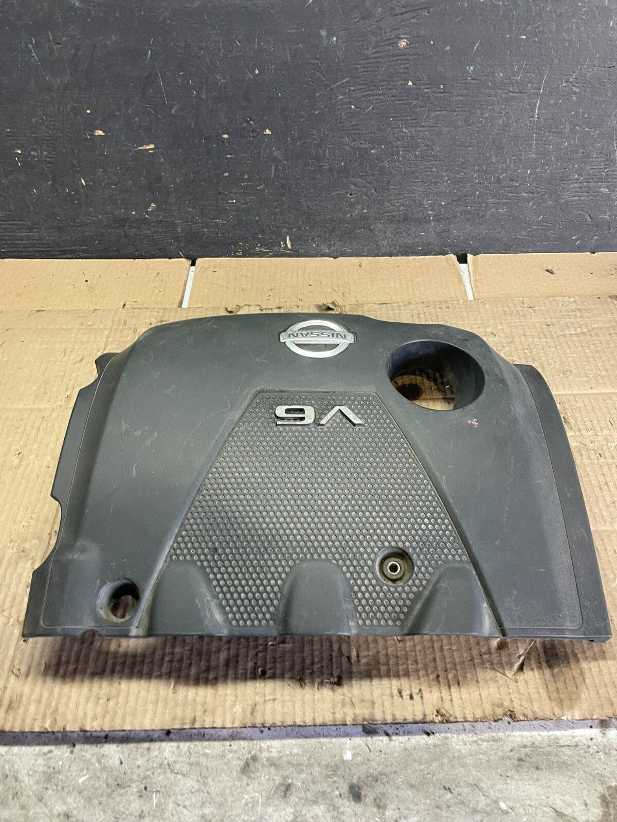 2009 to 2014 Nissan Maxima 3.5L Engine Motor Cover M2578 OEM DG1