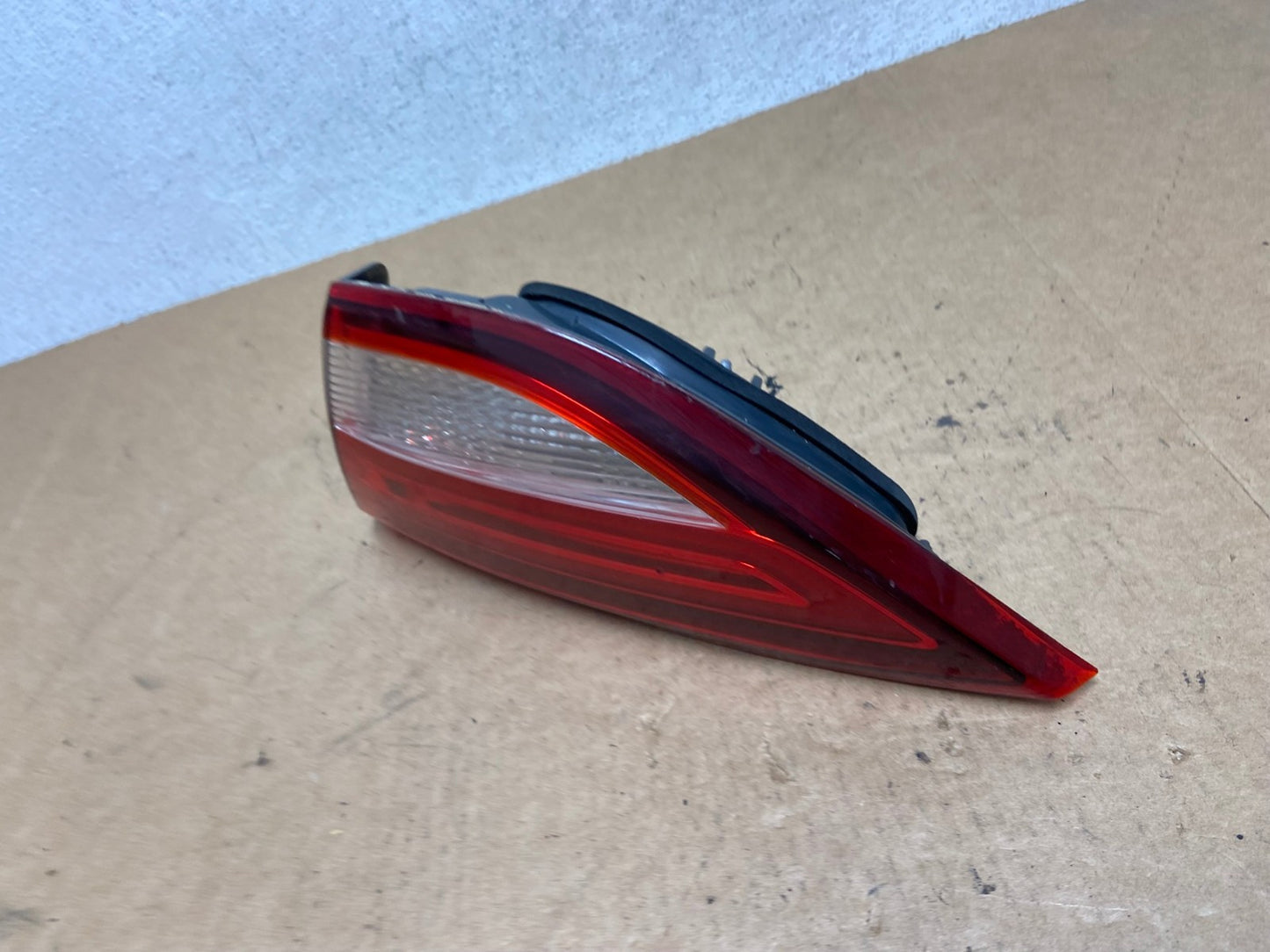 2015 to 2017 Chrysler 200 Sedan Right Passenger Inner Tail Light AE3199 LK1
