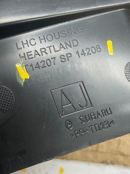 2010 - 2014 Subaru Outback Radio Console Dashboard Center Panel Trim T8835 DG5