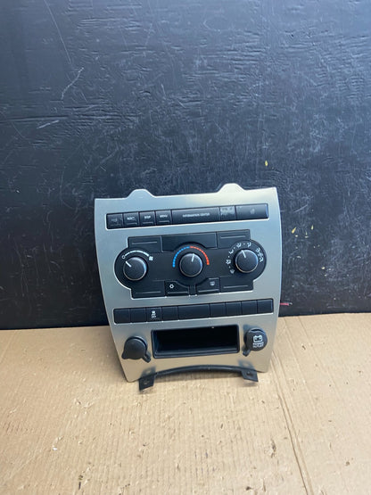 2005 to 2007 Jeep Commander Grand Cherokee A/C Climate Control Bezel AE3943 DG0