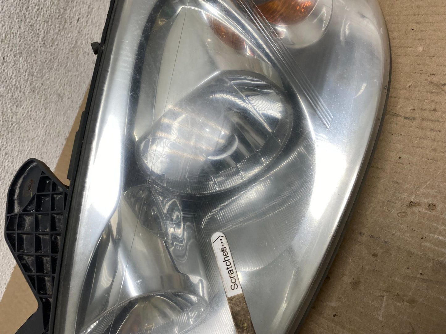 2005 to 2009 Pontiac G6 Headlight Left Driver LH Side Halogen AE7024 DW3