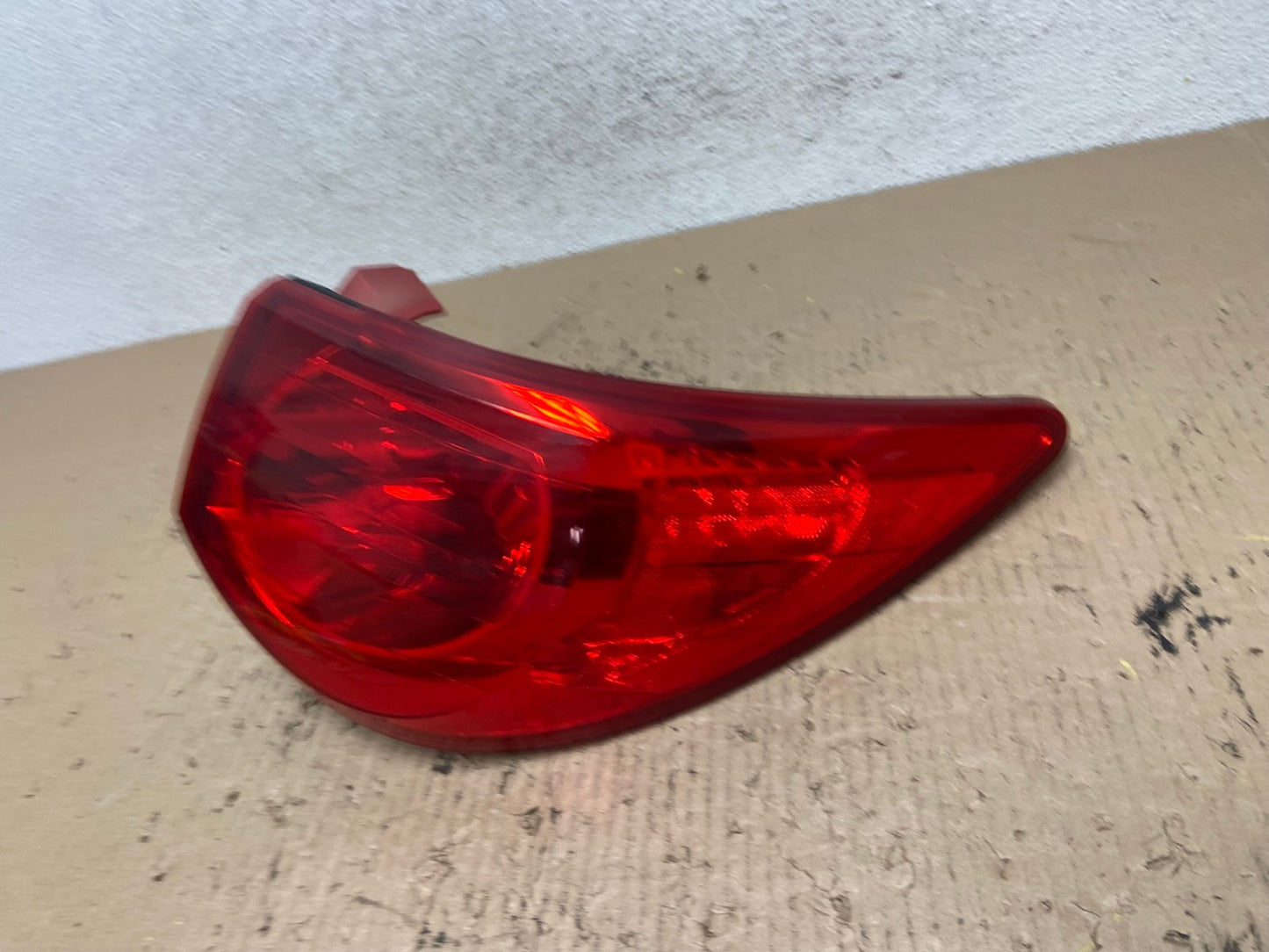 2009 2010 2011 2012 Chevrolet Traverse Right Passenger Tail Light AF7171 LK1