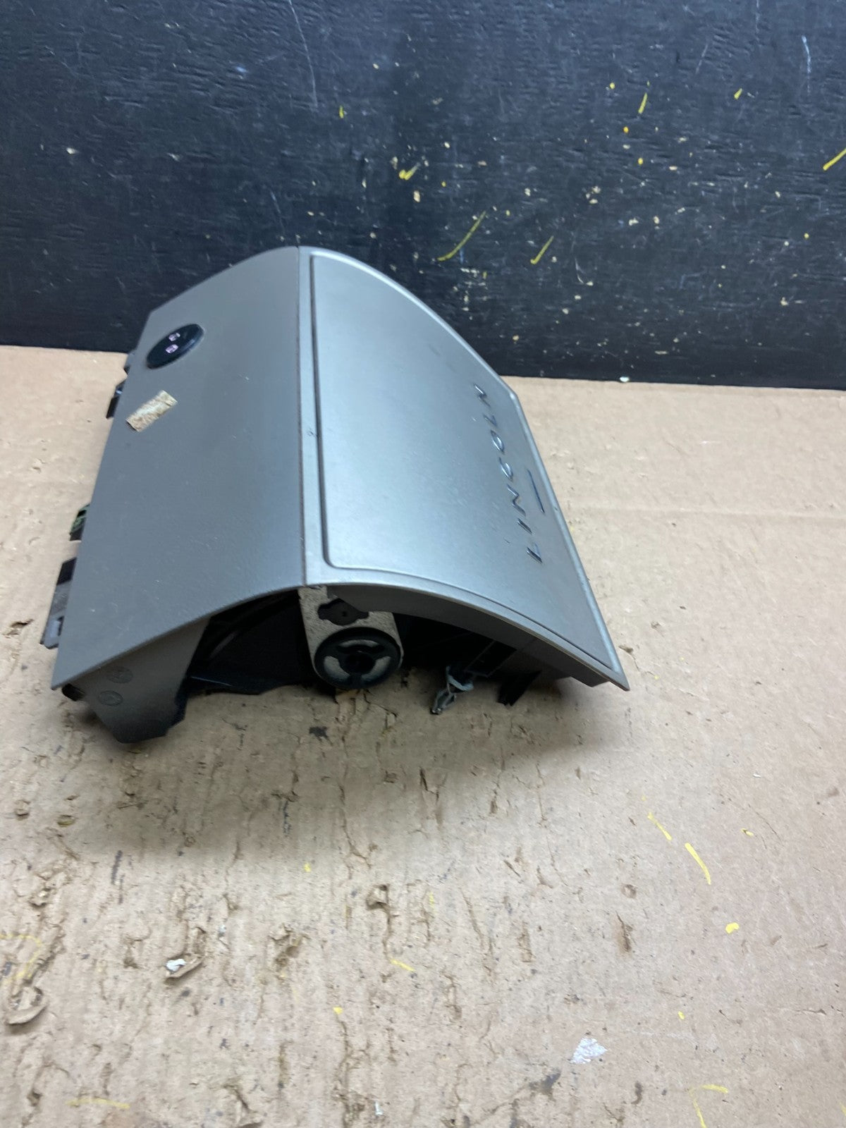 2003-2005 Lincoln Aviator Center Console Dash Radio Cover Bezel Tri OEM T6296 DG3