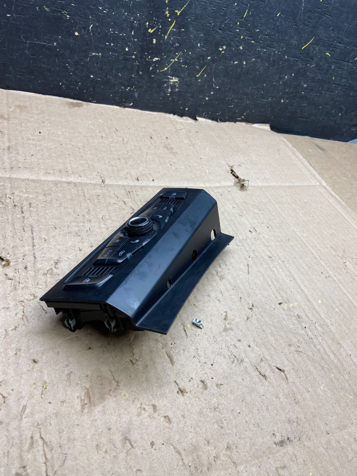 2008 - 2012 Audi A4 A5 Front Heater AC Climate Control Panel Oem Y5446 DG1