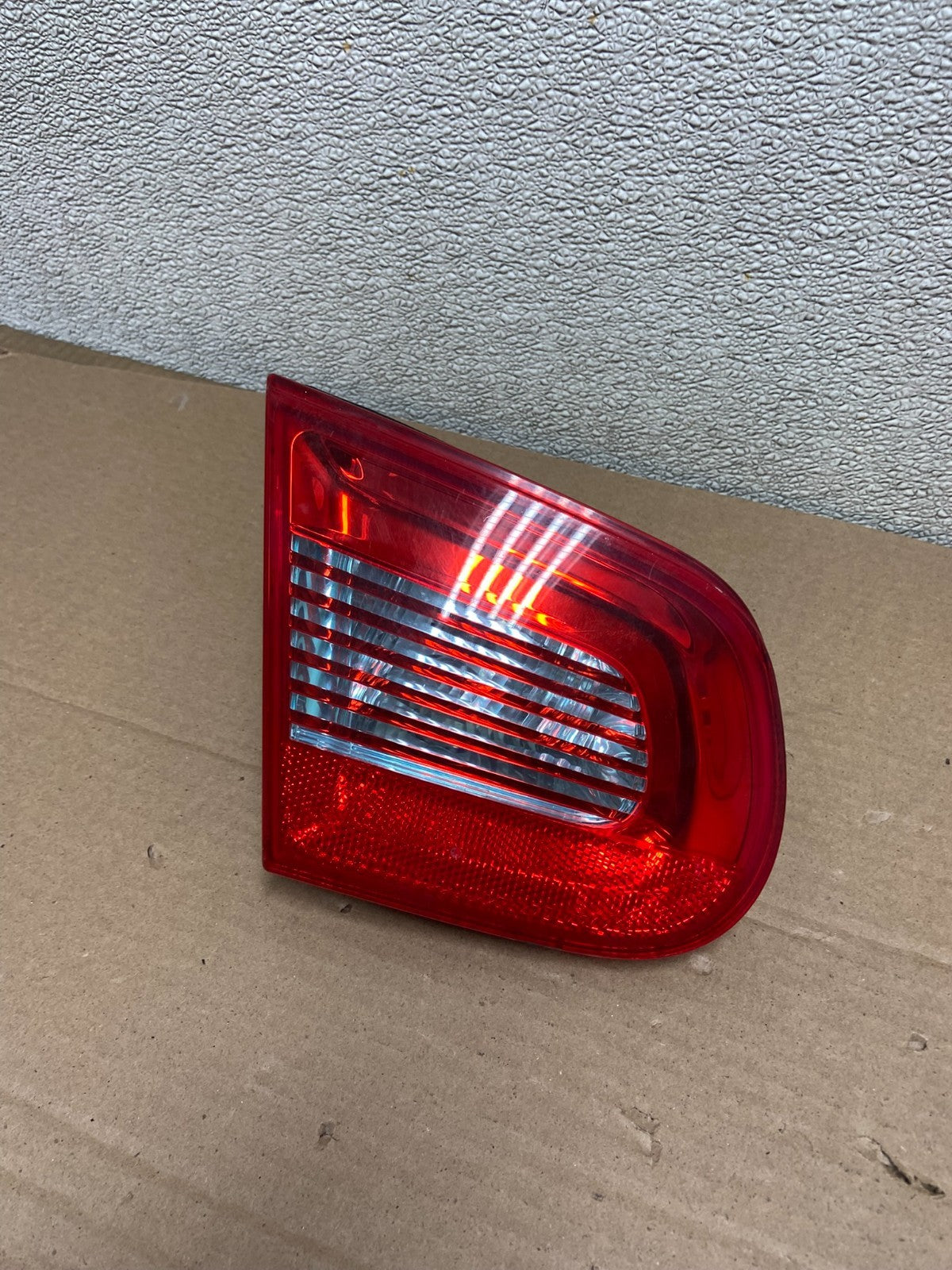 2007 2008 2009 2011 Volkswagen Eos Left Driver LH Tail Light inner AB1290 LK0