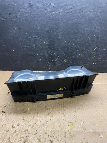 2004 Dodge Durango Speedometer Instrument Cluster Gauge OEM V1685 DG4