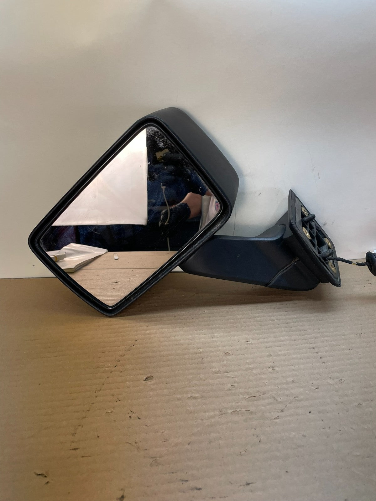 2006 to 2010 Hummer H3 Front Left Driver LH View Door Mirror AH8743 DG7