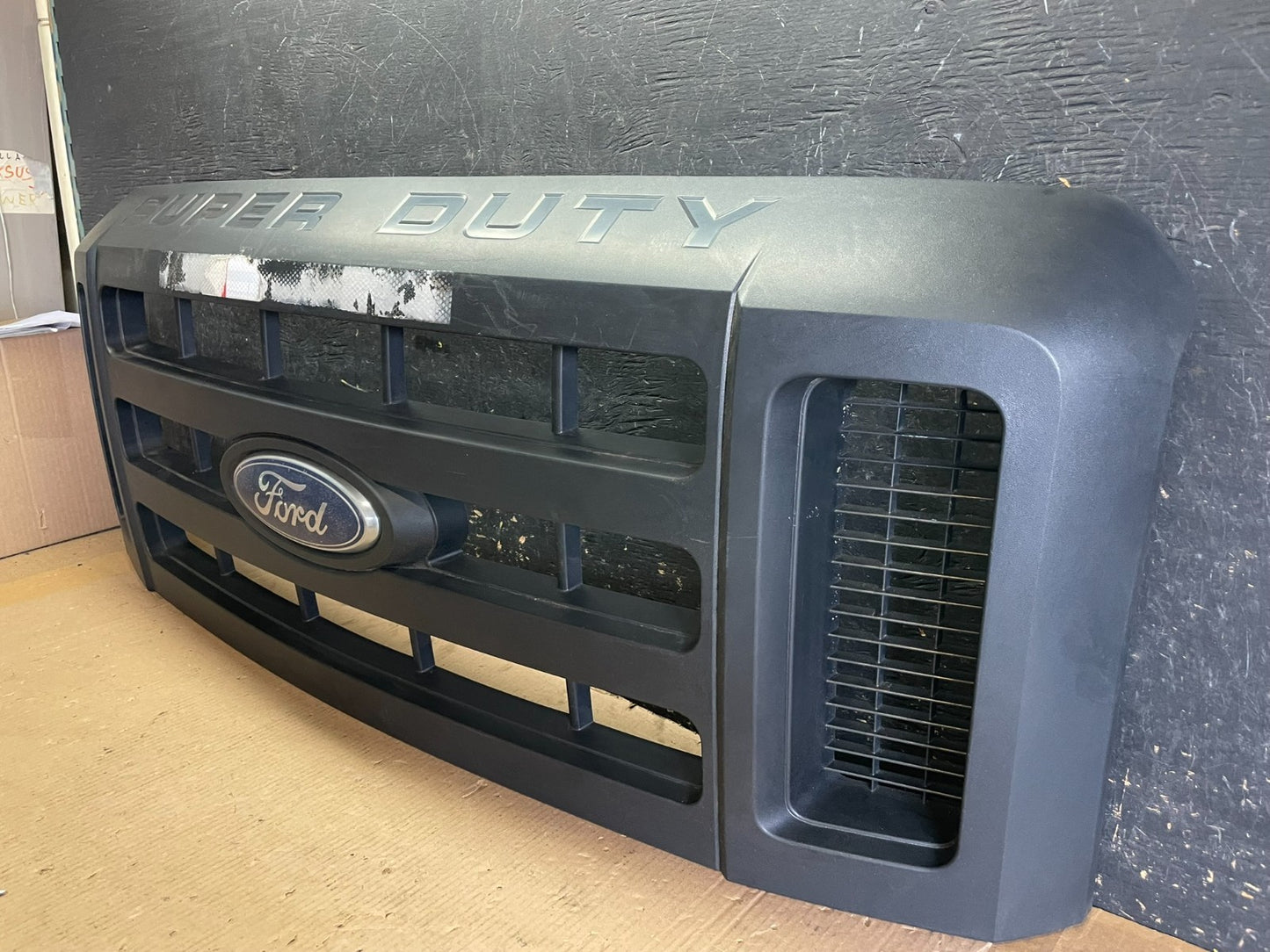 2008 2009 2010 Ford F250 F350 SD Front Upper Grill Grille OEM AA2159 DG2