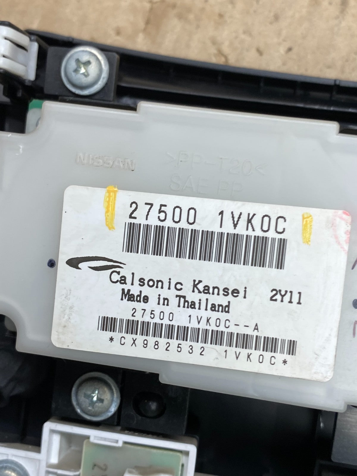 2011 to 2015 Nissan Rogue Heater Temperature AC Climate Control OEM AB9033 DG6