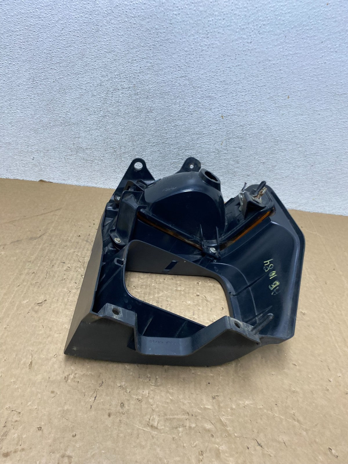 2008-2017 Ford E150 E250 E350 Van Right Side Headlight Bezel Trim AG1084 DW5