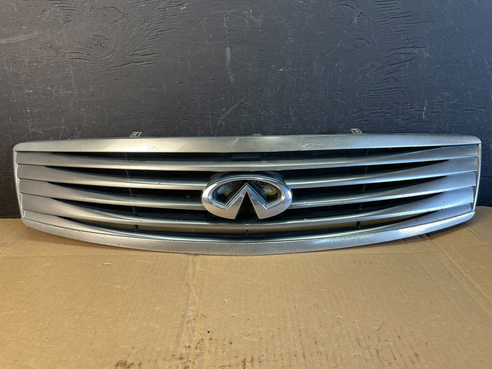 2007 - 2009 Infiniti G35 G37 Sedan Front Upper Grill Grille ac5430 DG0