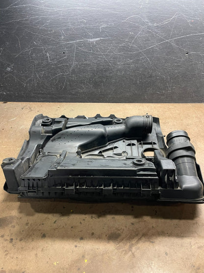 2005 to 2008 Volkswagen Jetta Beetle 2.5L Passat Engine Cover 07k129601j L4156 D5