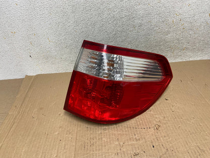 2005 2006 2007 Honda Odyssey Right Passenger RH Side Tail Light AI1249 LK0