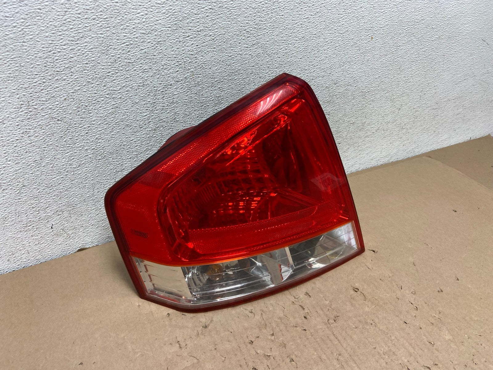 2007 to 2008 Kia Spectra Sedan Left Driver LH Side Tail Light AG6771 DW2