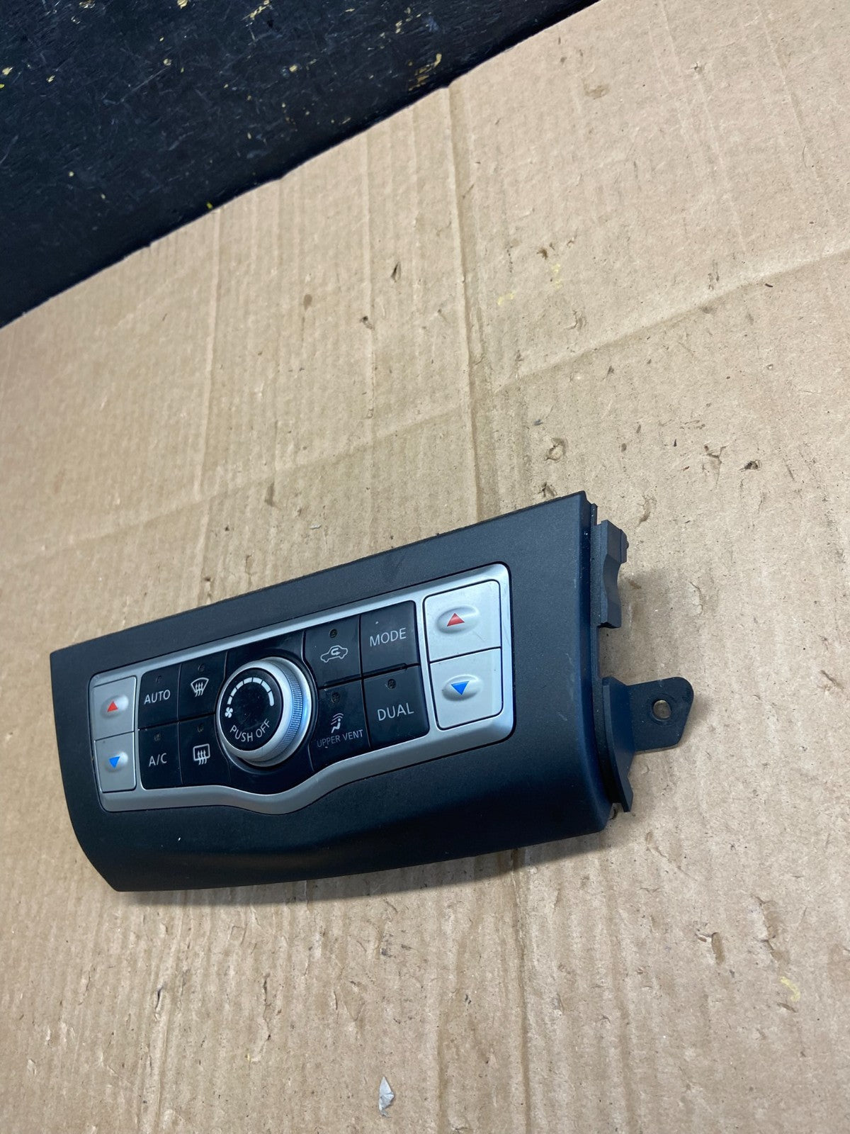 2009 - 2012 Nissan Murano Temperature Climate A/C AC Control Panel aa7982 DG2