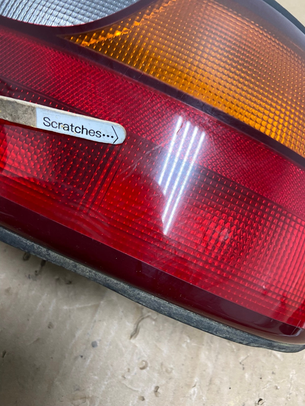 1997 to 2003 Chevrolet Malibu Passenger Right RH Side Tail Light AC5880 LK3