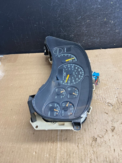 1999 to 2002 Chevrolet Silverado Sierra Cluster Gauge Speedometer ECM AE2028 DG2