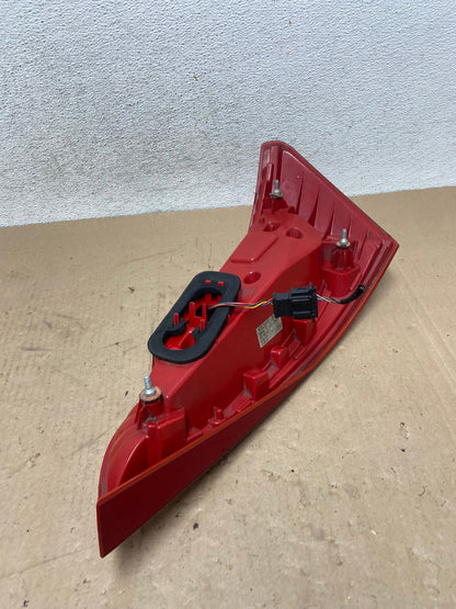 2009 to 2012 Audi Q5 Left Driver LH Side Tail light AG4739 LK6