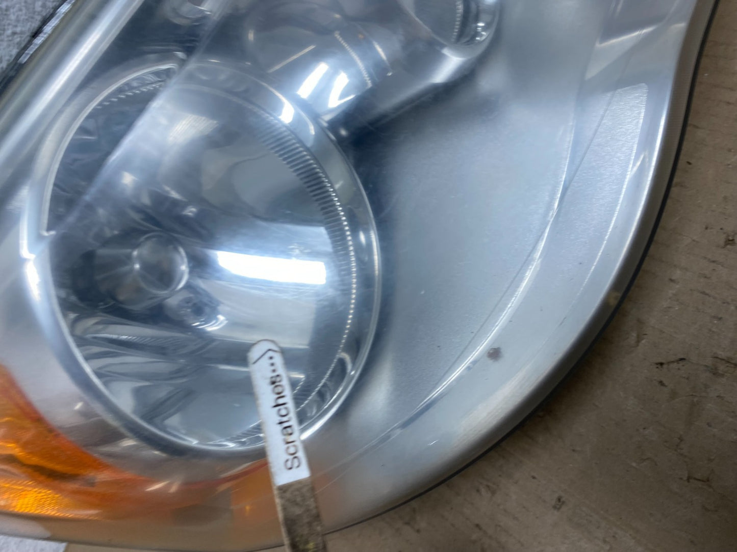 2011 to 2016 Chrysler Town and Country Right Passenger Headlight AF5854 DW3