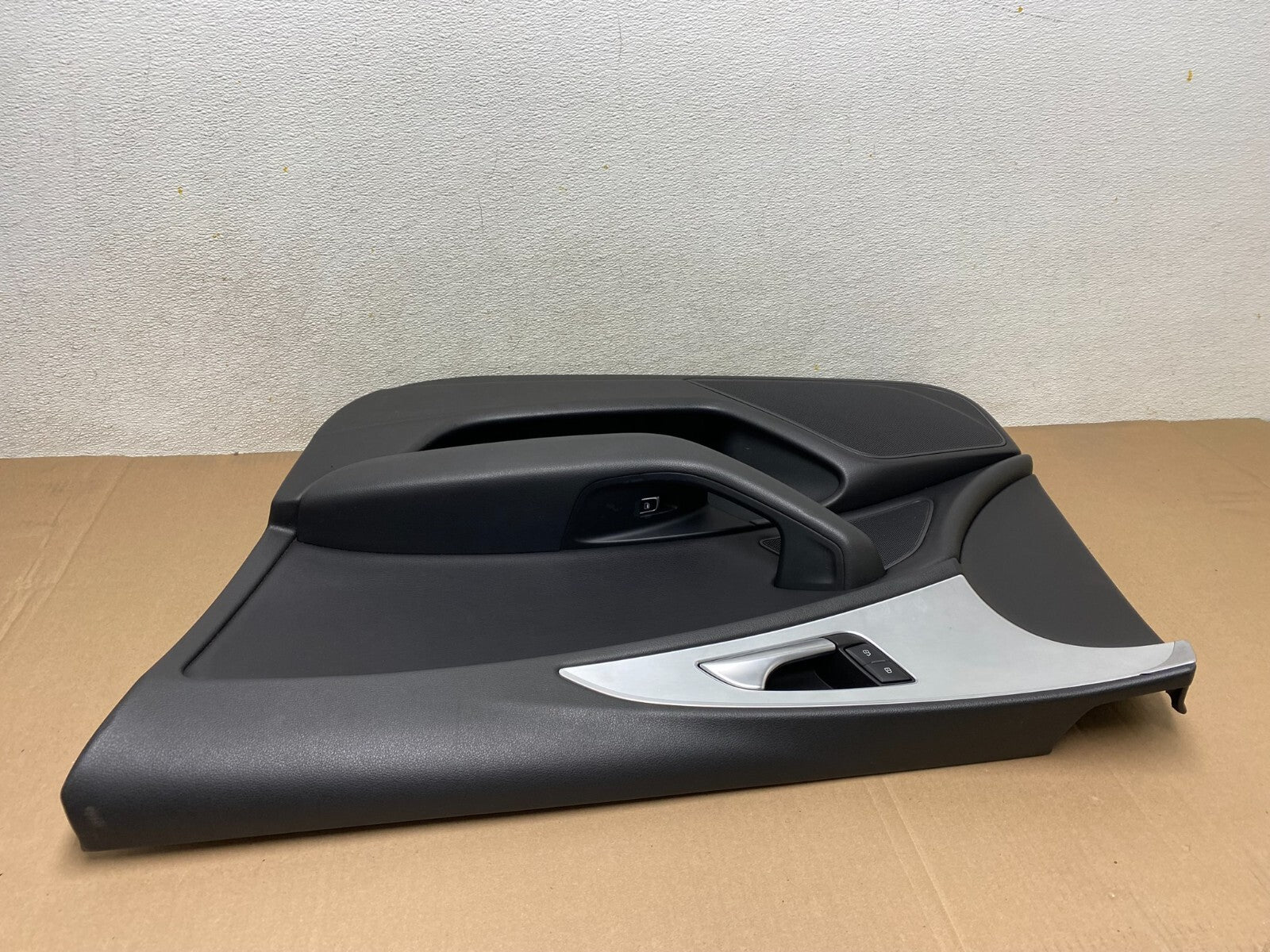 2012 to 2017 Audi A6  Front Right Passenger RH Interior Door Panel OEM E9104 DG15