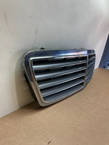 2005-2007 Mercedes W203 C230 C320 C350 Front Upper Grill Grille AJ1277 DG2