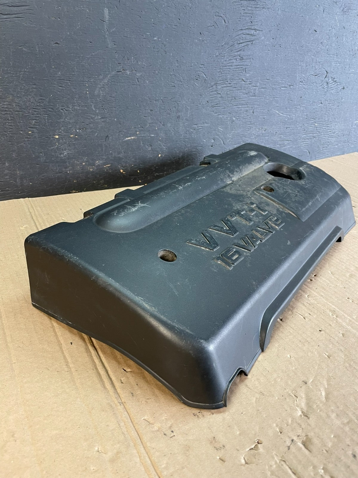 2005 to 2008 Toyota Corolla Matrix 1.8L Motor Engine Cover AD8700 DW1