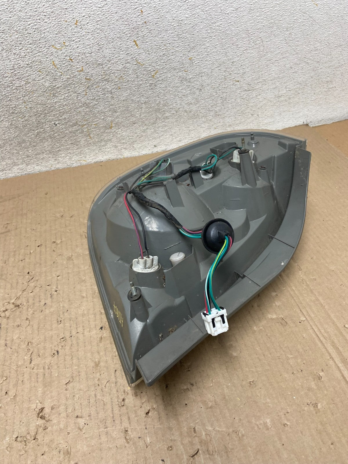 2005 to 2006 Nissan Altima Tail Light Right Passenger RH Side AJ1807 LK7