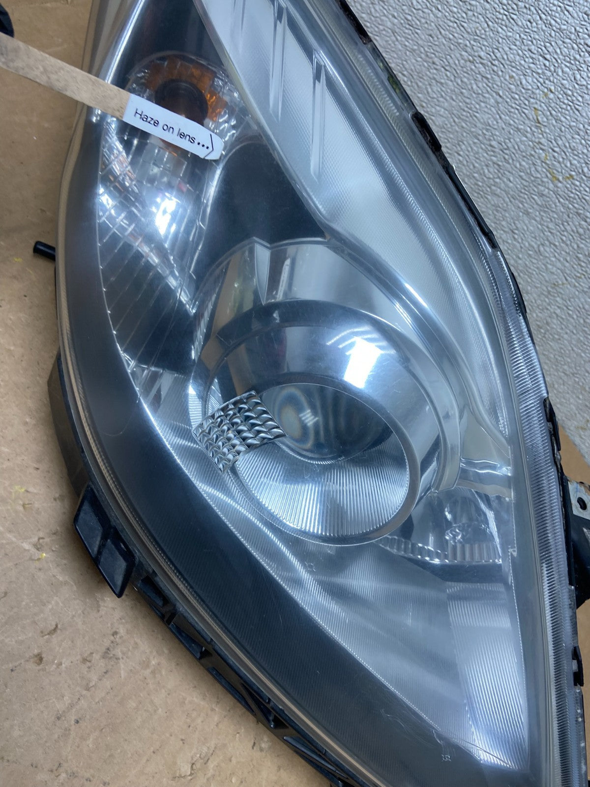 2008 2009 2010 Mazda 5 Right Passenger RH Black Xenon Headlight Z6913 DW4