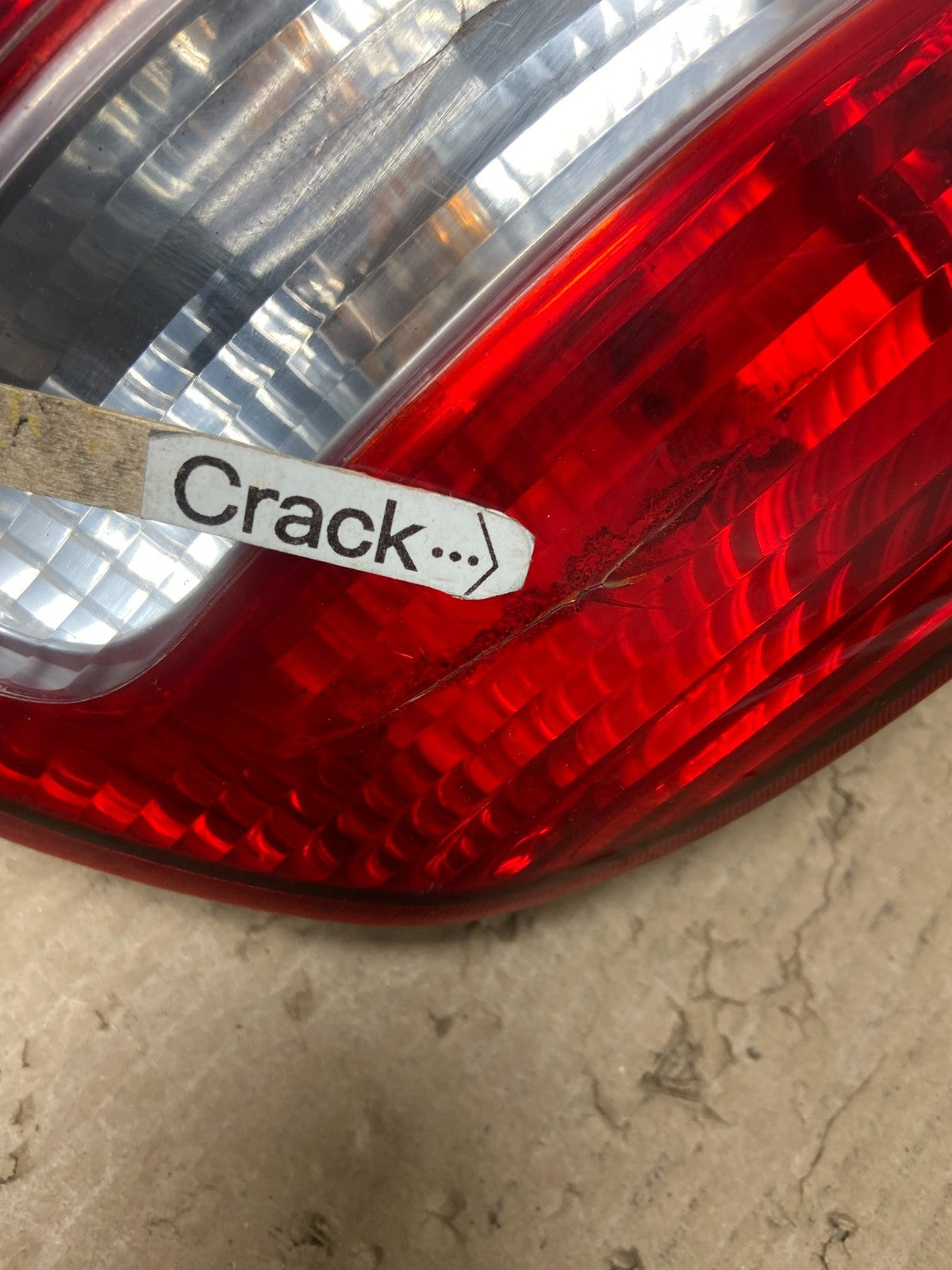 2001 to 2004 Volvo S40 Right Passenger RH Side Tail Light af7164 DG3