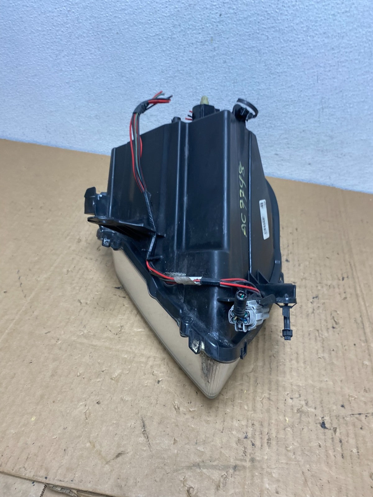 2007-2009 Nissan Sentra Halogen Left Driver LH Side Headlight AC7798 DW6