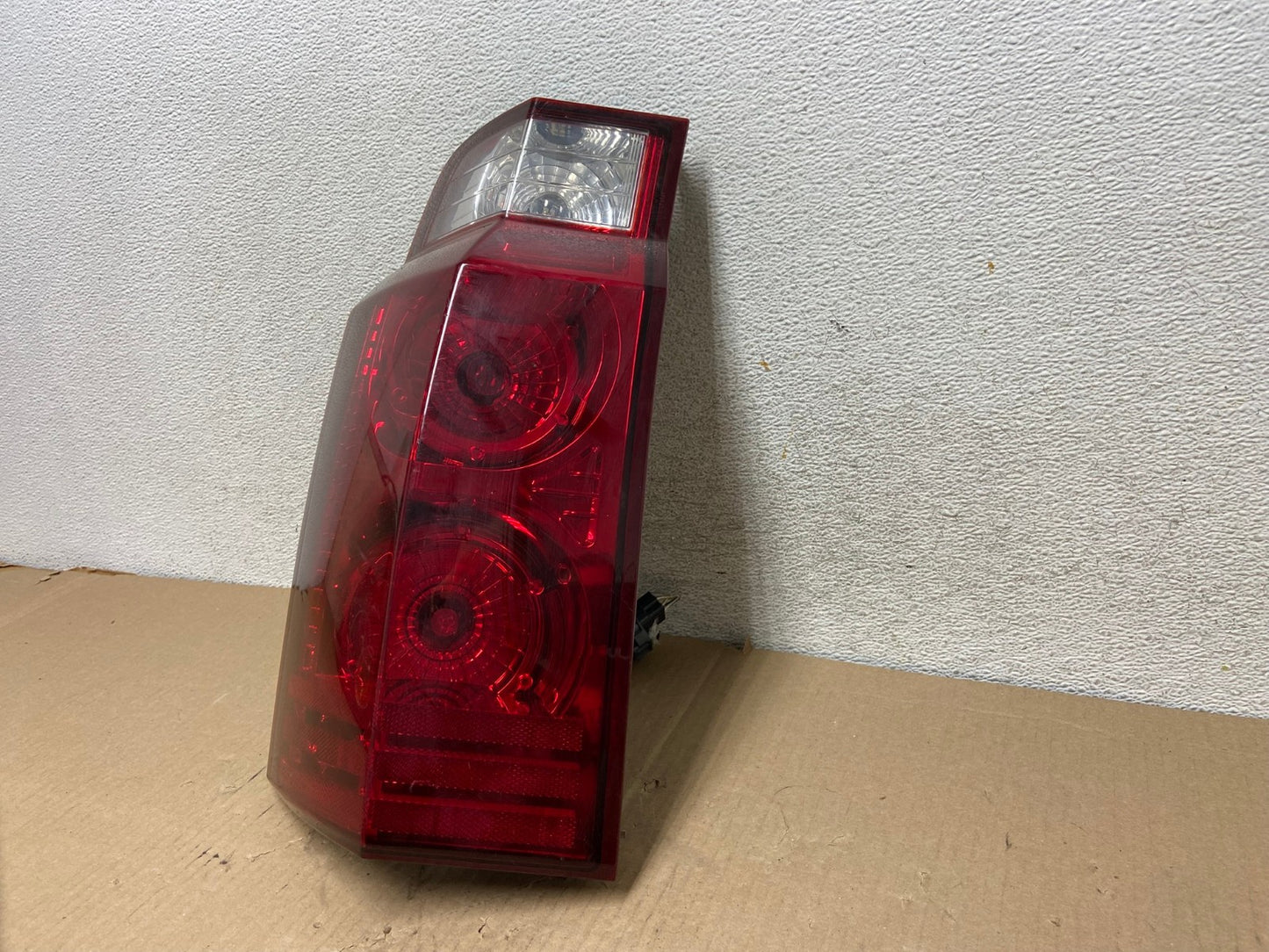 2006 to 2010 Jeep Commander Left Driver Side Tail Light AG7943 LK2