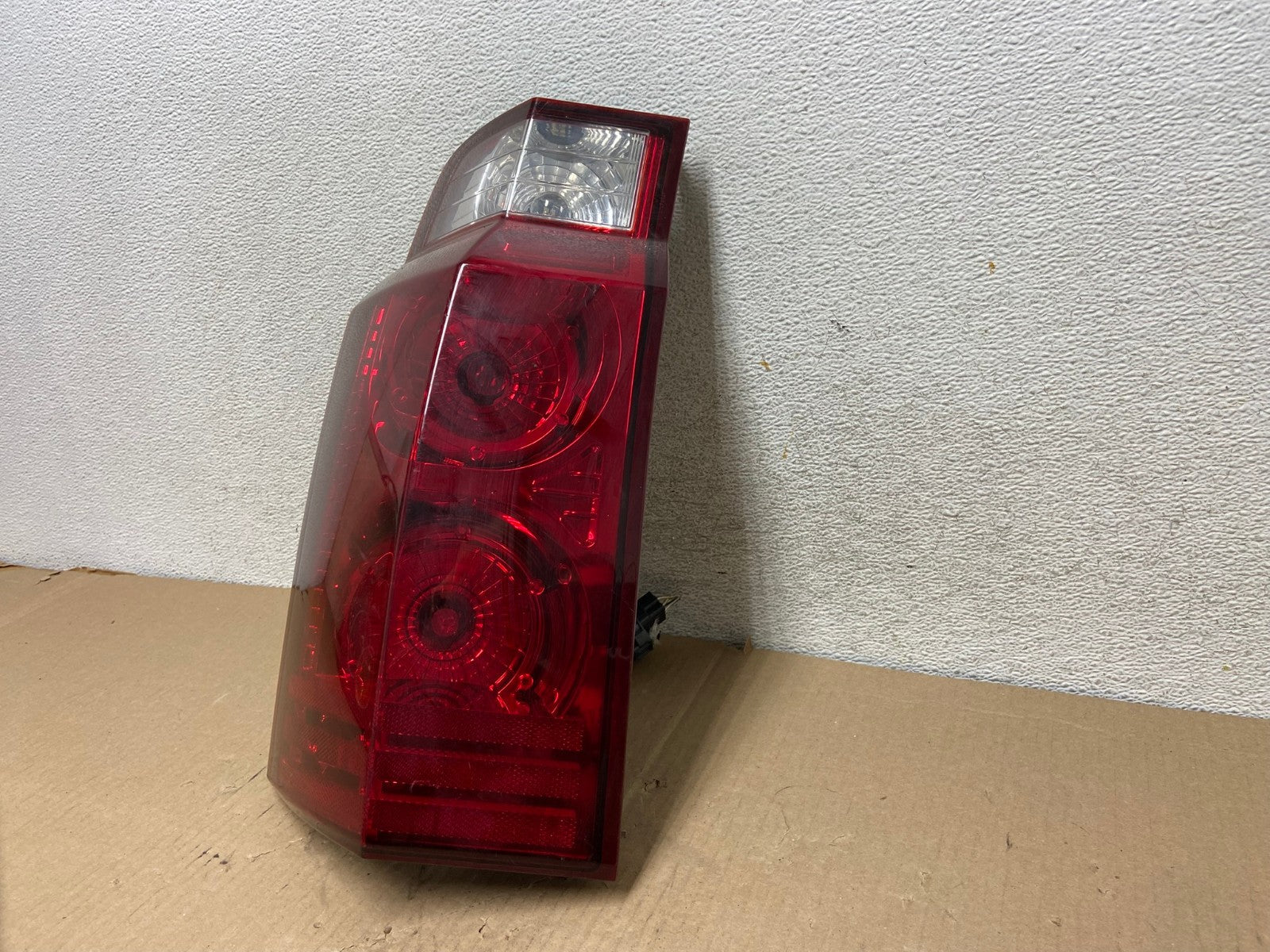 2006 to 2010 Jeep Commander Left Driver Side Tail Light AG7943 LK2