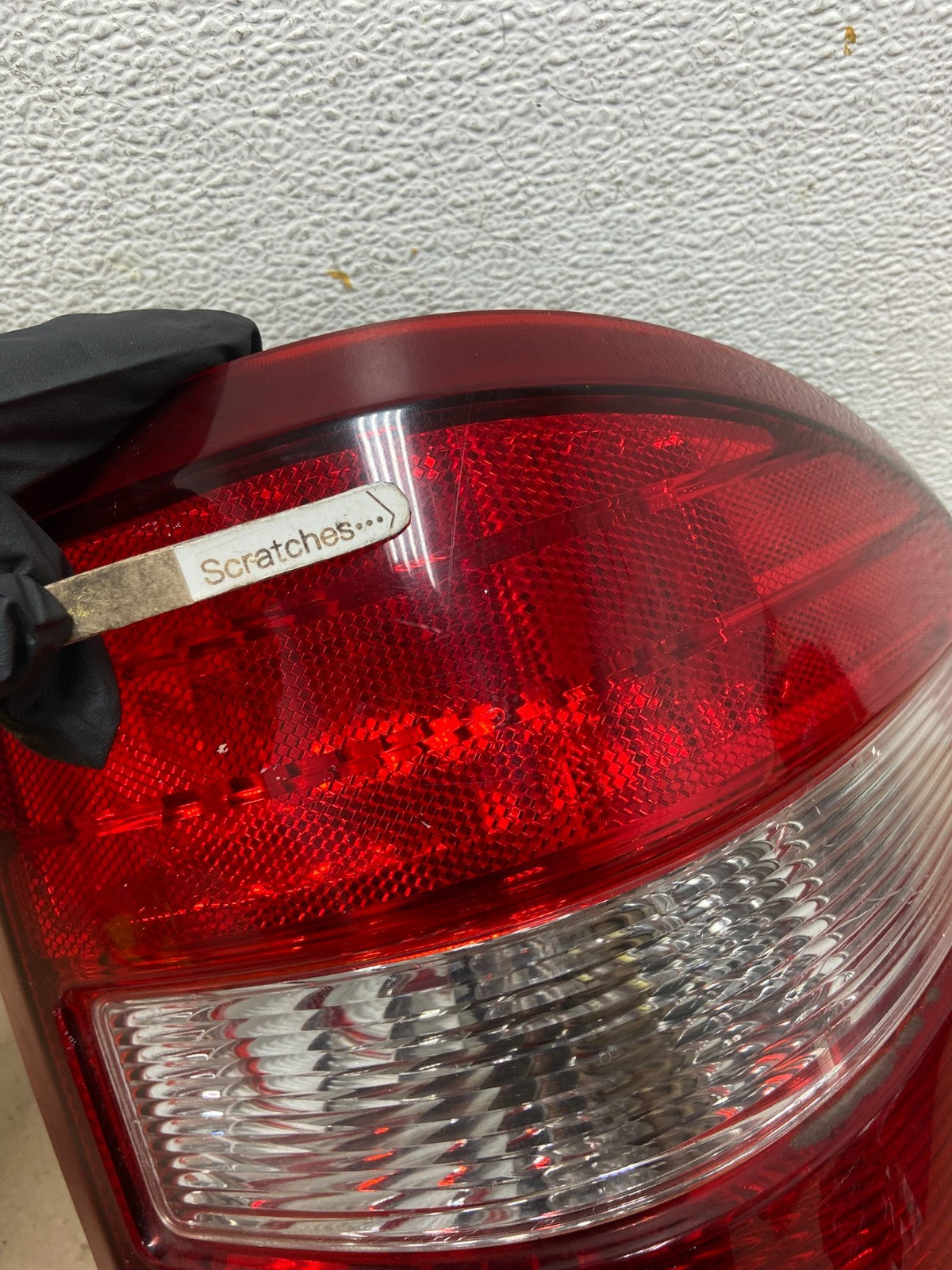 2004 to 2008 Ford F150 Flareside Right Passenger RH Side Tail Light AG4722 GD3