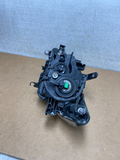 2011 to 2014 Nissan Murano Headlight Right Passenger Rh Oem Halogen X3686 DW6