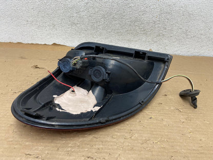 2004 - 2007 Dodge Grand Caravan Right Passenger Side Tail Light AG8341 LK5