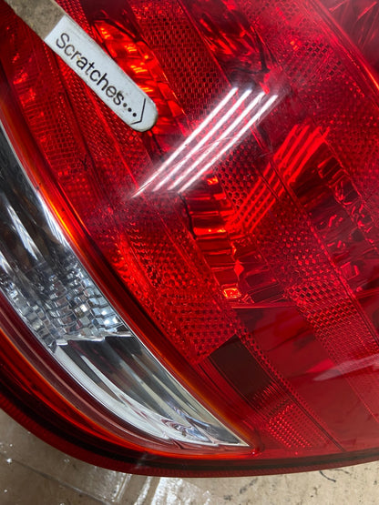 2005-2010 Toyota Avalon Right Passenger Side Tail Light DEPO AE6581 LK3