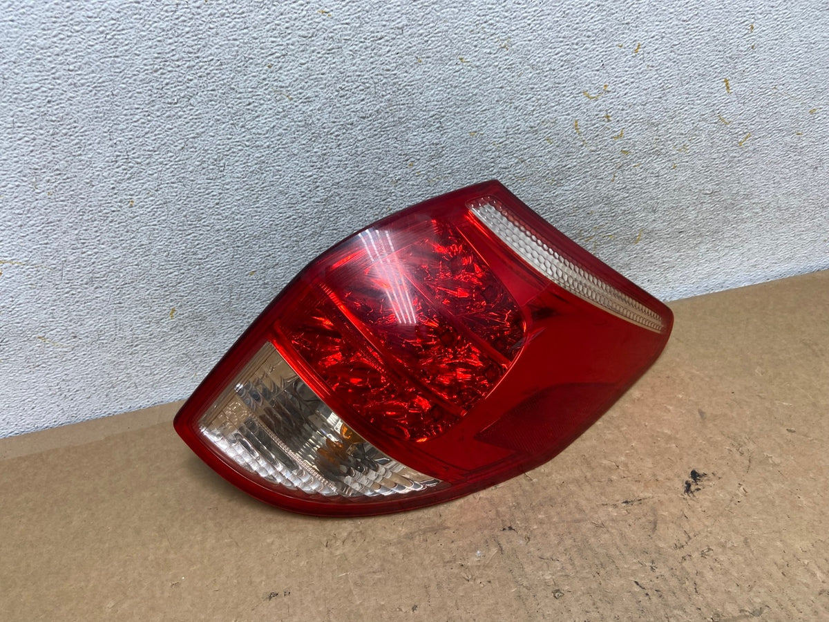 2006 2007 2008 Toyota Rav4 Right Passenger RH Side Tail Light AI3501 LK0