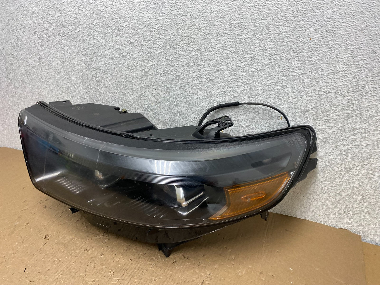 2020-2023 Ford Explorer Left Police Interceptor w/Module Headlight AD8825 DW1