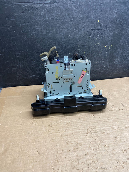 2017 to 2018 Hyundai Elantra Radio Clock Digital Player FM/AM ag8520 DG3