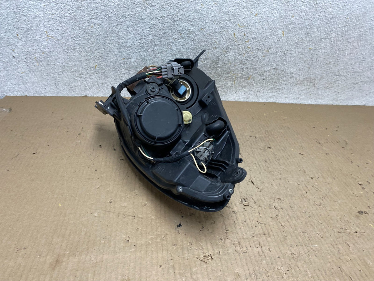 2006 - 2007 Subaru Tribeca B9 Right Passenger RH Halogen Headlight AH6621 DW8