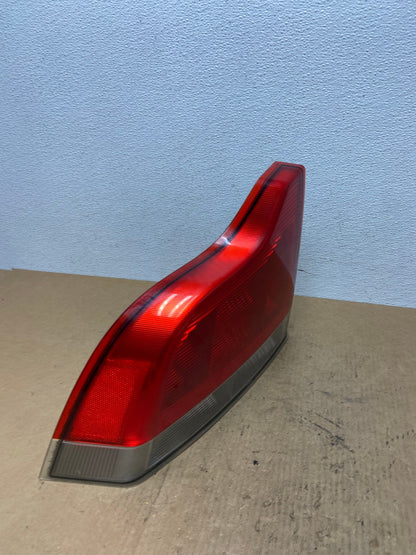 2001 to 2004 Volvo S60 Left Driver LH Side Tail Light Oem AC3587 LK2