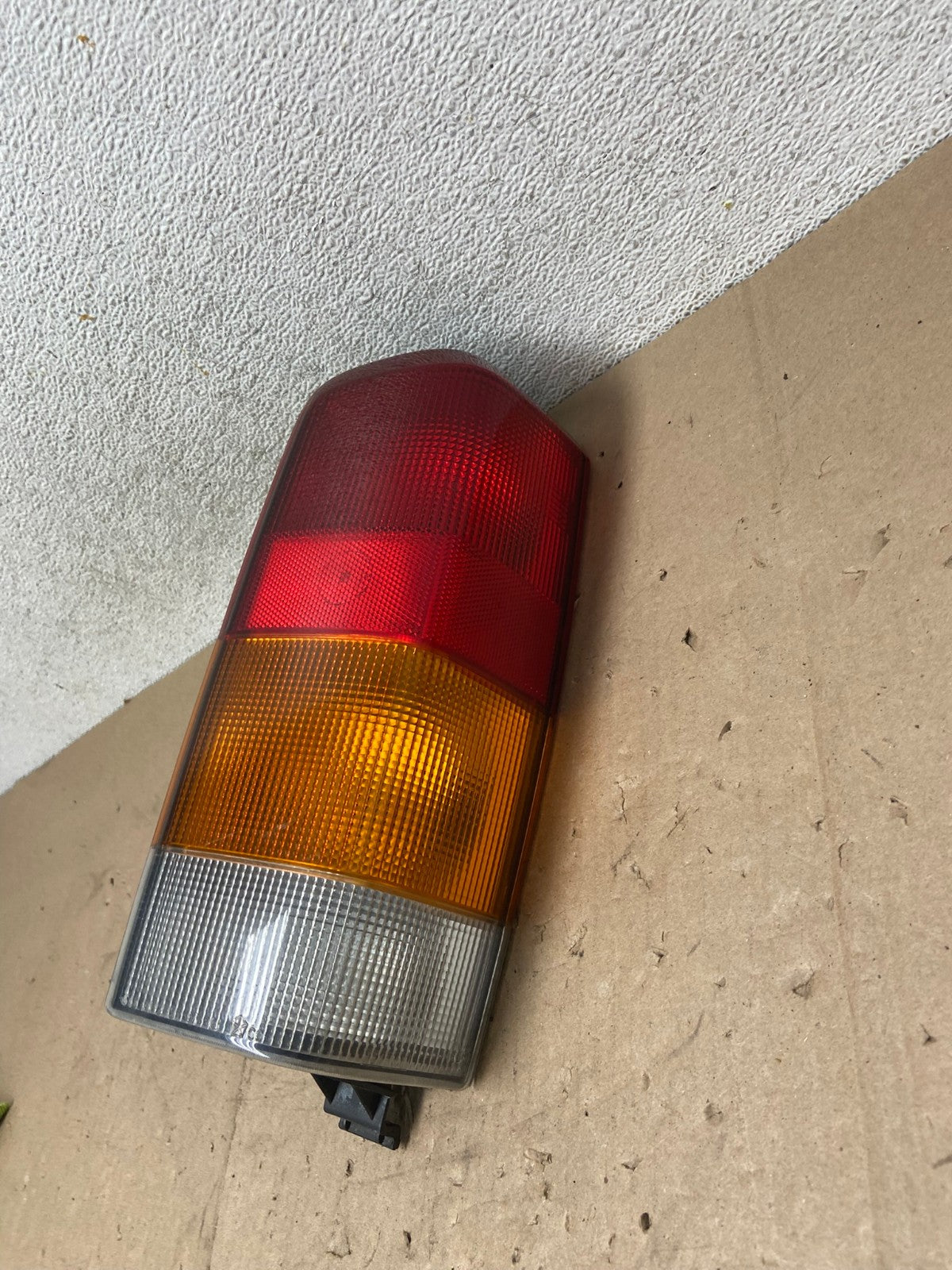 1997 to 2001 Jeep Cherokee Right Passenger Side Tail Light AG5353 LK1